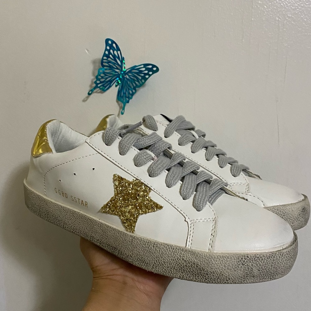 Star sneakers 37